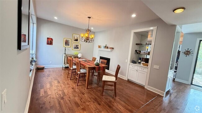 Building Photo - 11537 Riverview Dr Unit 5 Rental