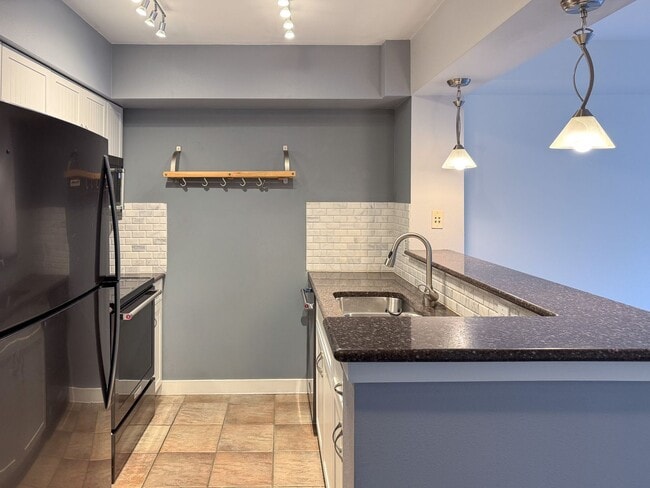 Photo - 1Bd/1Ba Seattle Condo Unit 302