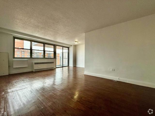 Building Photo - 1 bedroom in BRONX NY 10461 Unit 18F Rental