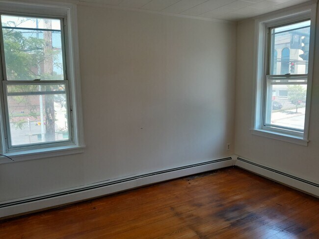 Photo - 110 Ferry St Unidad #1R