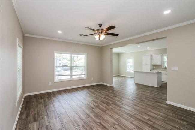Photo - 774 Dillard St