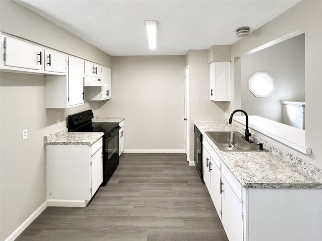 Photo - 15018 Cypress Green Dr
