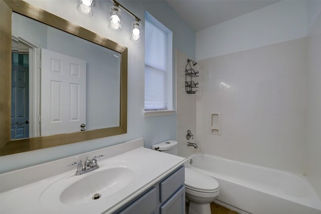 Building Photo - 8403 Silver Lure Dr