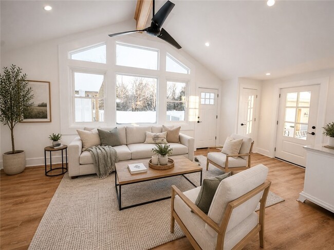 Photo - 254 Fisher Rd