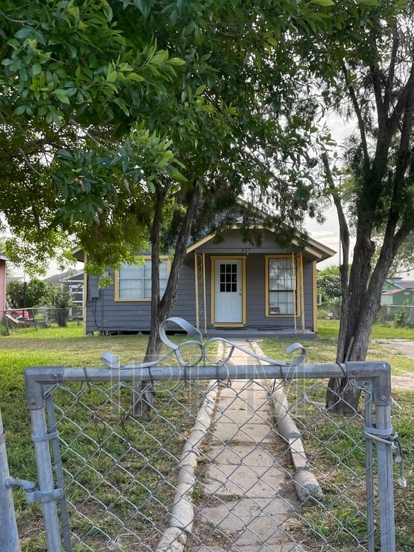 Photo - 317 Oklahoma St