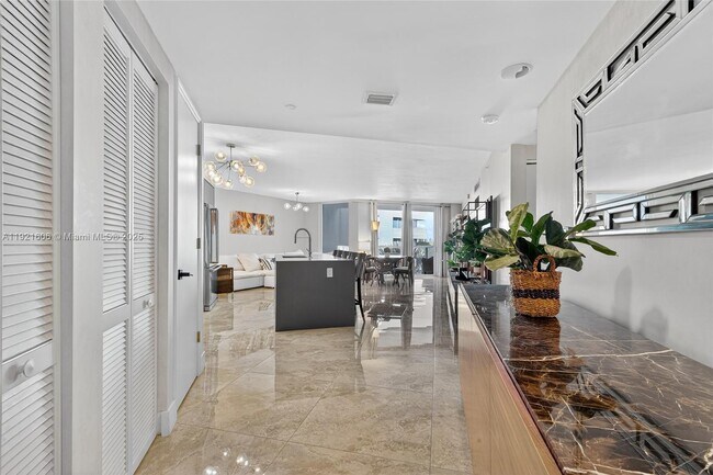 Photo - 9821 E Bay Harbor Dr Unit 402