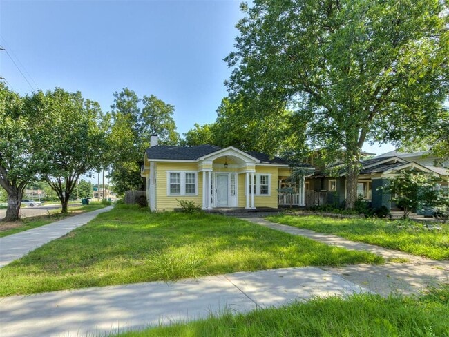 Photo - 1025 NW 34th St