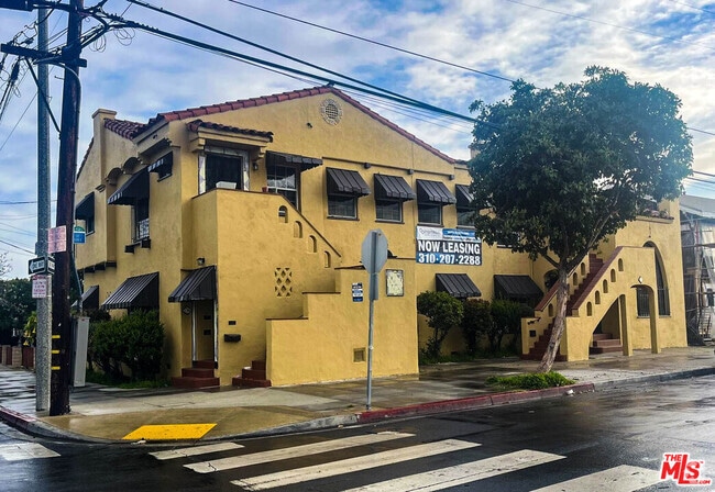 Building Photo - 1203 E 15th St Unit 1500 Orang Rental