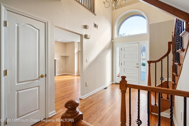 Photo - 194 Pelican Ct