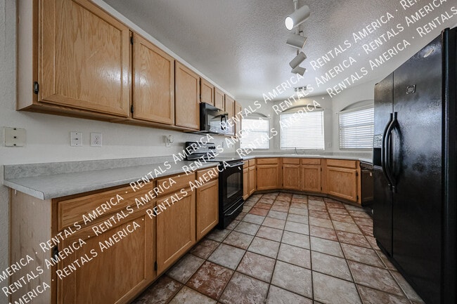 Photo - 3884 E Douglas Loop