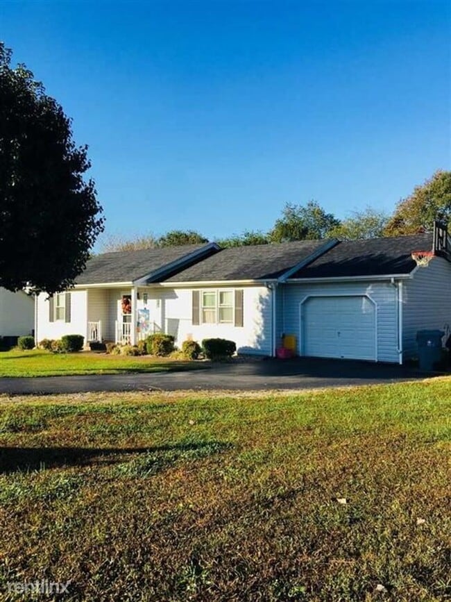 Photo - 126 Schwarzkopf St