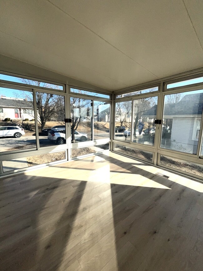 Photo - 5902 Nashville Ave