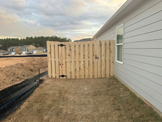 Photo - 505 Saddlewood Cv