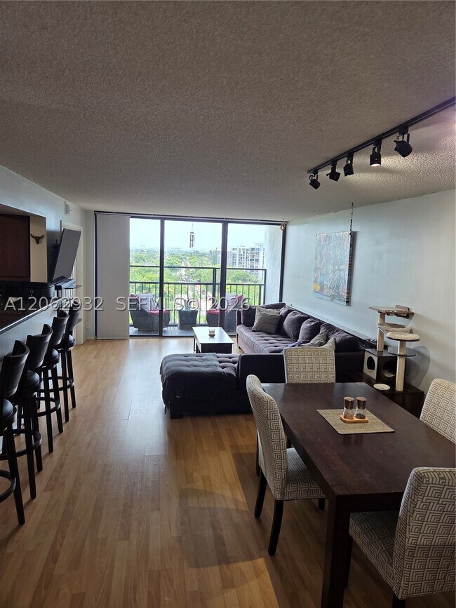 Photo - 200 Leslie Dr Unit 1029