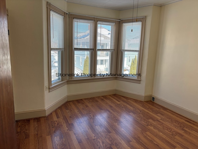 Photo - 70 Magill St Unit 2