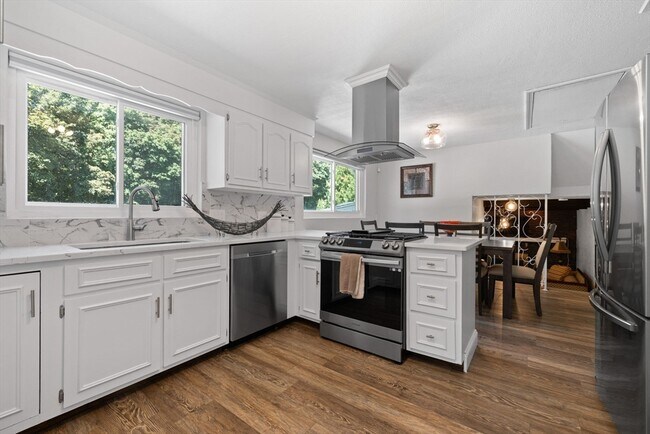 Photo - 46 Juniper Dr