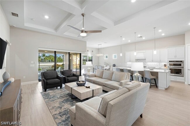 Photo - 9124 Snowy Owl Wy