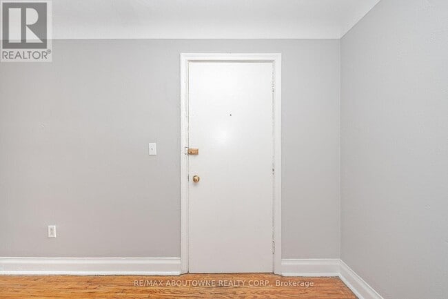 Photo - 1031 Churchill Ave