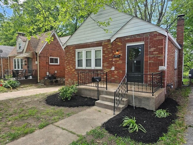 Building Photo - 10071 Diamond Dr