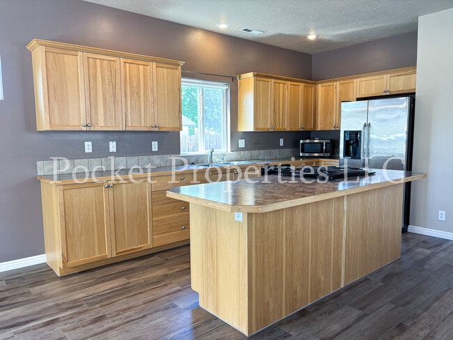 Photo - 1816 S Hervey St