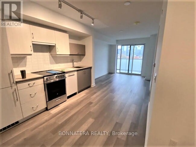 Photo - 181 Huron St Unit 701