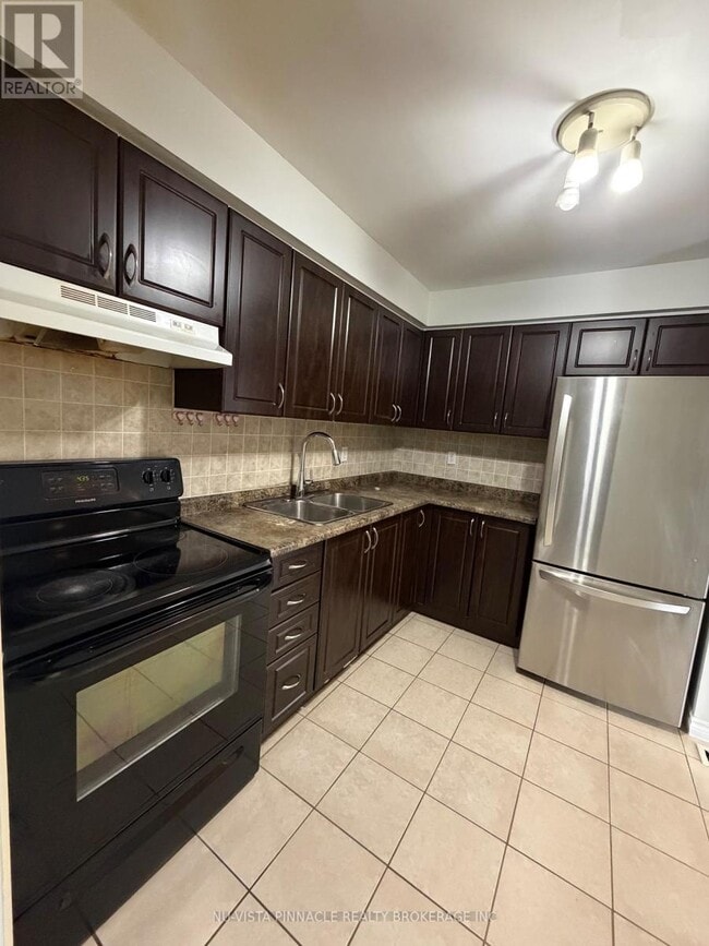 Photo - 30 Clarendon Crescent