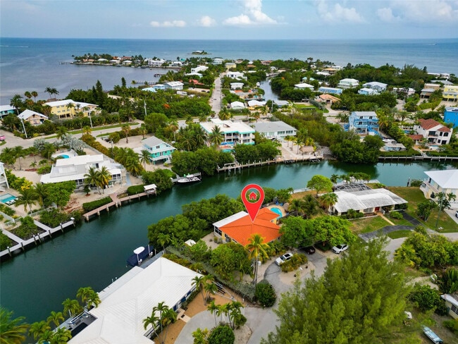 Building Photo - 309 Calz. de Bougainvillea