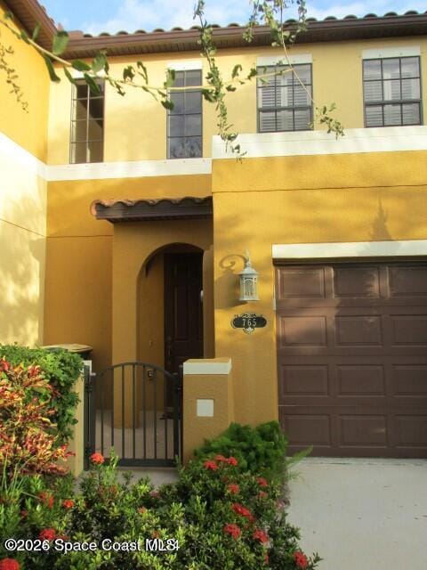 Building Photo - 765 Ventura Dr