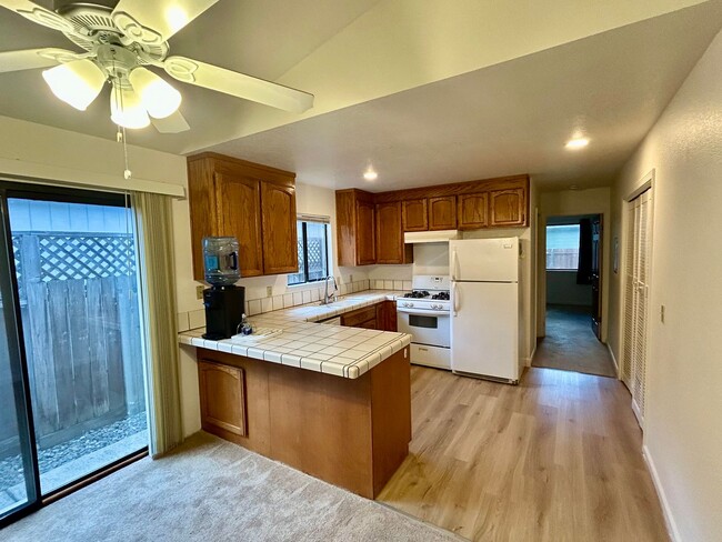 2 Bedroom Duplex Close to Downtown Morgan ... - 2 Bedroom Duplex Close to Downtown Morgan ... House