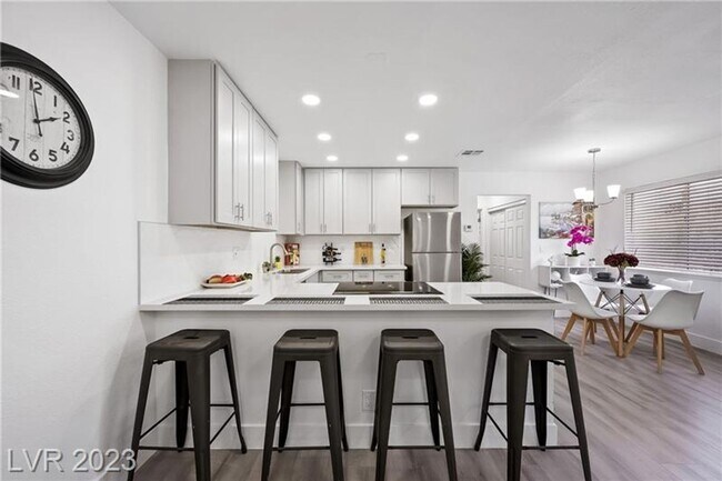 Photo - 1439 Lorilyn Ave Unit Toru Koiso - 1439 Lorilyn Ave  4