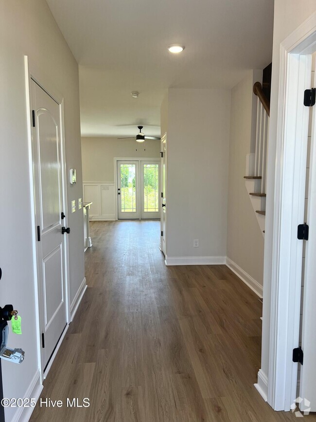 Building Photo - 4507 Laurel Rdg Dr Rental