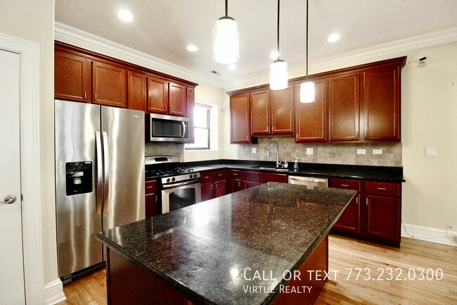 Photo - 5528 S Indiana Ave Unidad 2