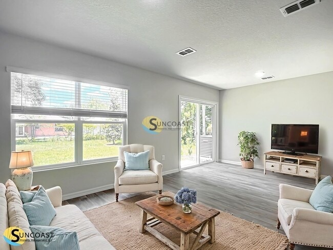 Building Photo - 29 Pritchard Dr