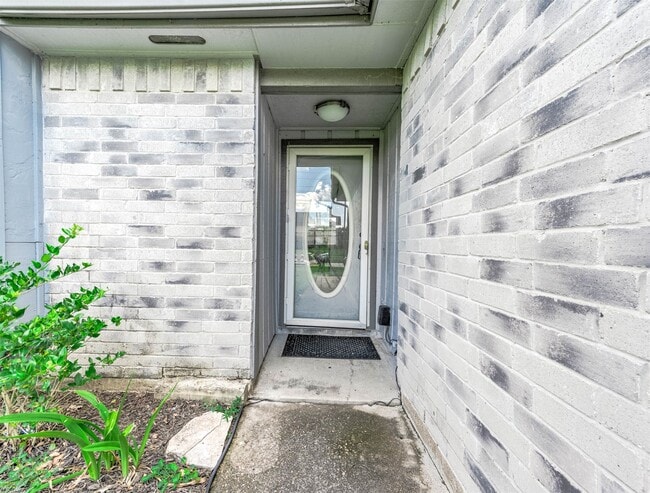 Photo - 8434 Quailcrest Dr