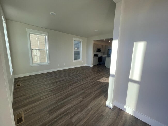 Photo - 6119 Northstead Ave