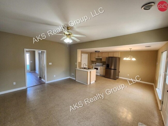 Photo - 124 Canyon Pl