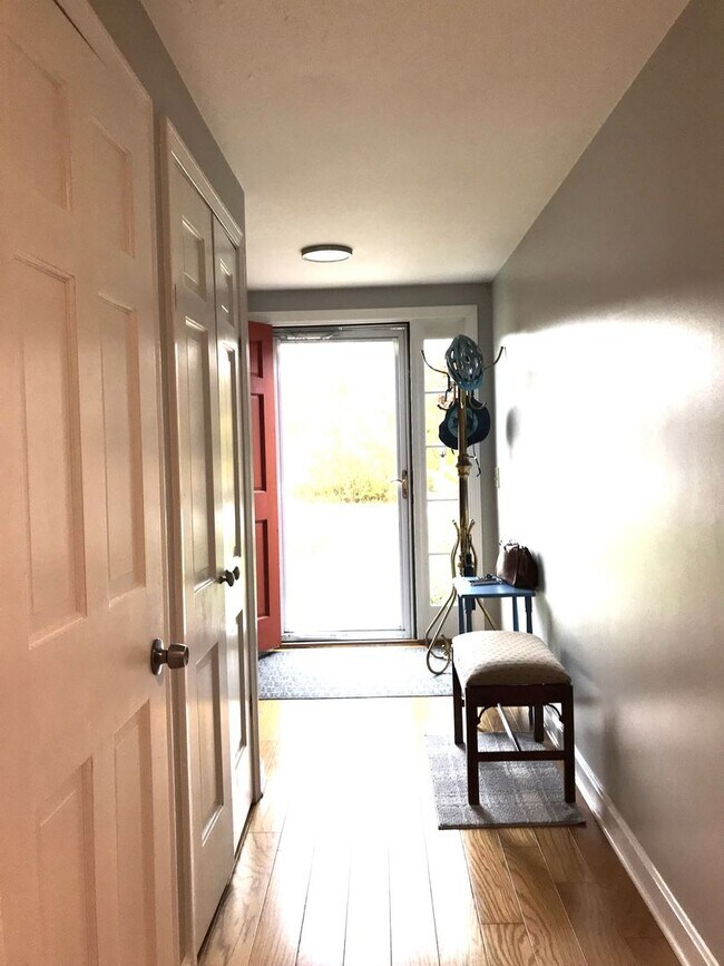 Photo - 13 Starboard Dr., Cape Elizabeth: 2BR, 1BA...