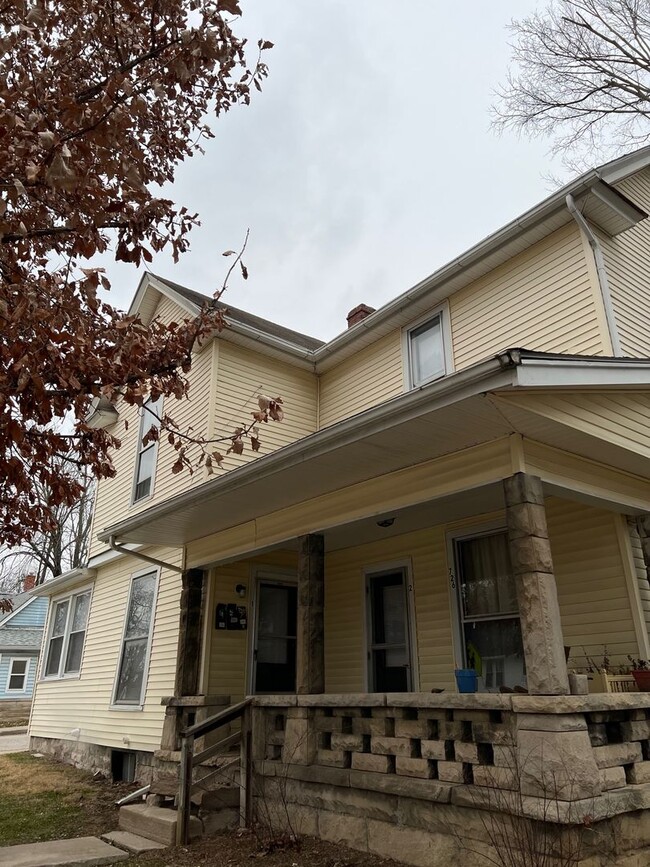 Building Photo - 726 W Kirkwood Ave Unit #1 Rental