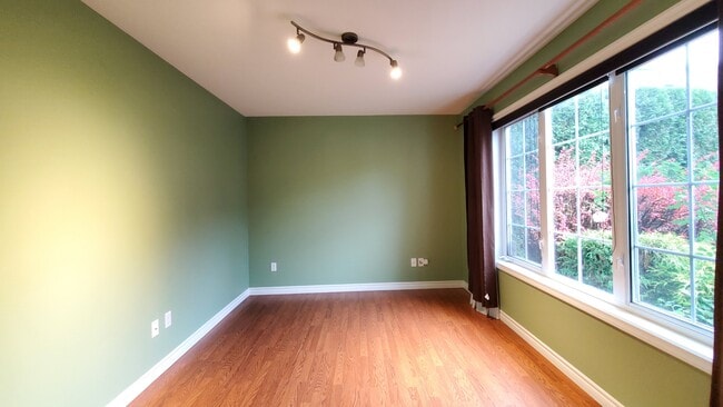 Photo - 46483 Valleyview Rd