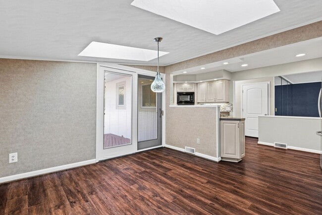 Photo - 130 Brooklawn Dr