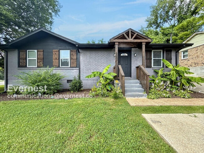 Building Photo - 600 Maclaurin Ct Rental