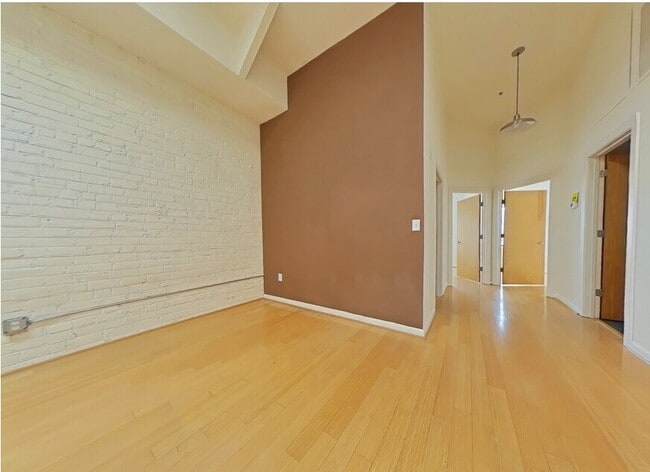 Photo - Smokehouse Lofts