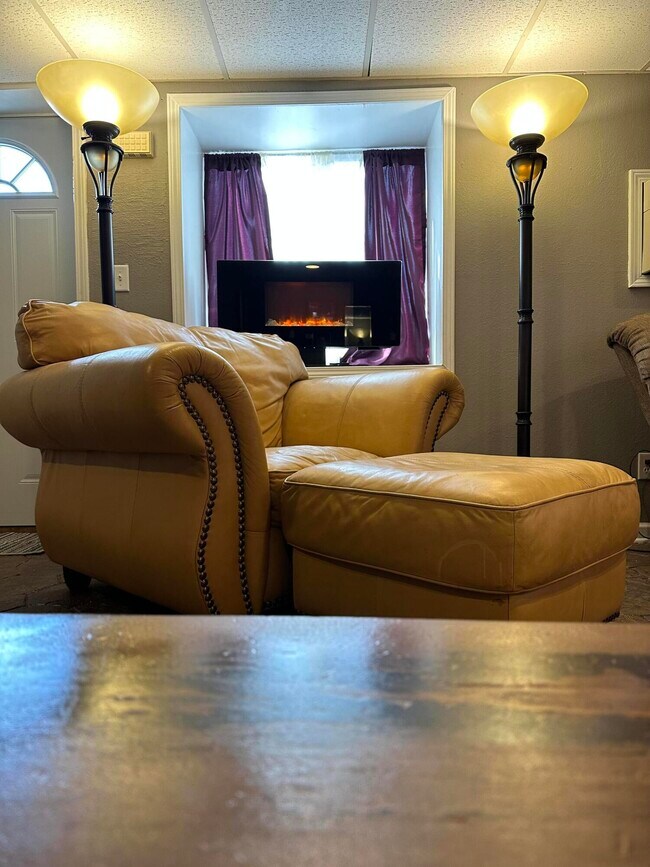 Photo - 1601 Hinkson Ave