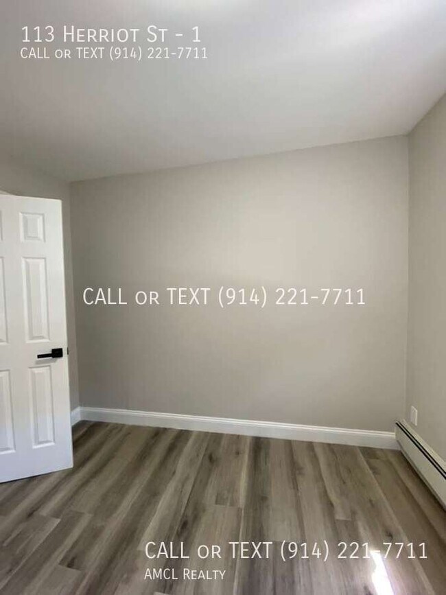 Photo - 113 Herriot St Unit 1