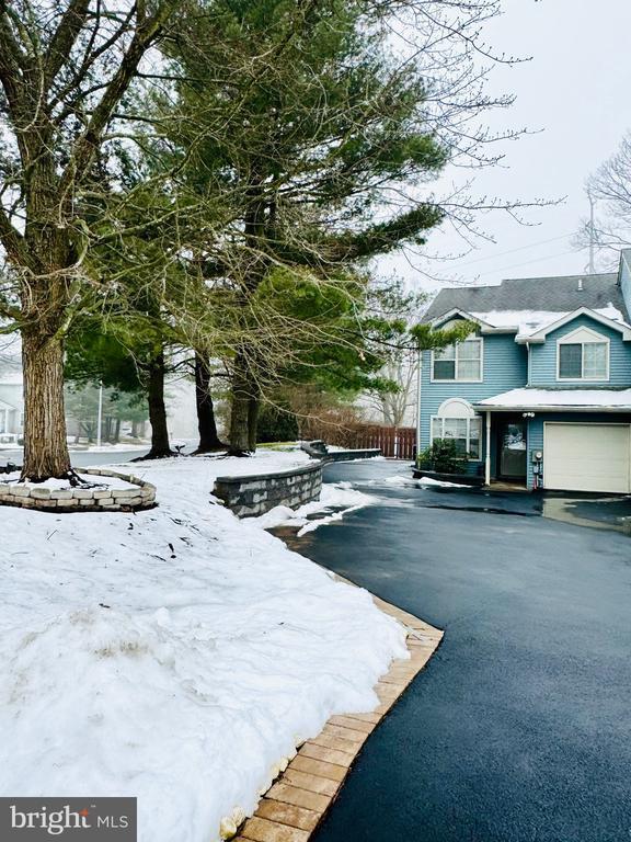 Photo - 101 Sarahs Ln