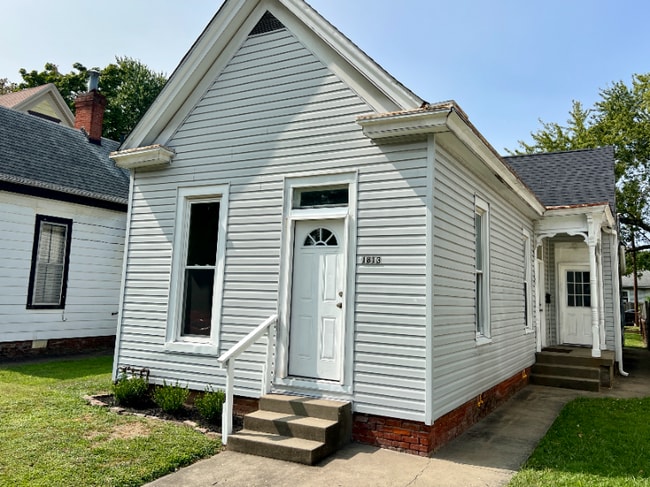 Building Photo - 1813 E Elm St Rental
