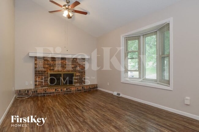 Photo - 6733 NW Sioux Dr