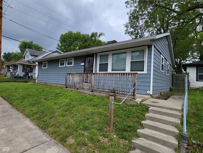 Building Photo - 608 Bernard Ave