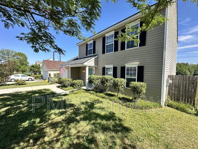 Photo - 172 Berry Drive