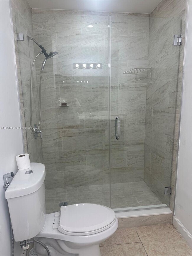 Photo - 1165 NW 125th Pl Unidad 205